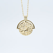 Load image into Gallery viewer, Vintage Zodiac Necklace