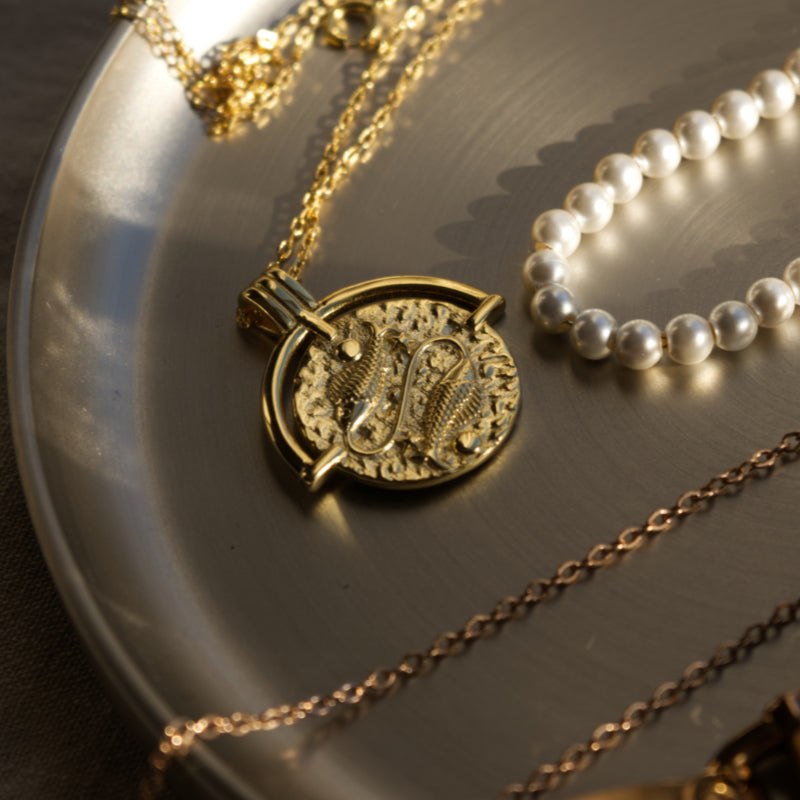 Vintage deals zodiac necklace