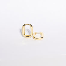 Load image into Gallery viewer, Audrey Squoval Hoops