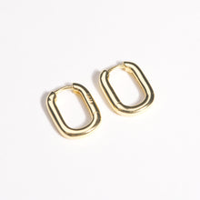 Load image into Gallery viewer, Audrey Squoval Hoops