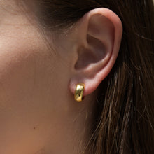 Load image into Gallery viewer, Aurelia Chunky Hoops