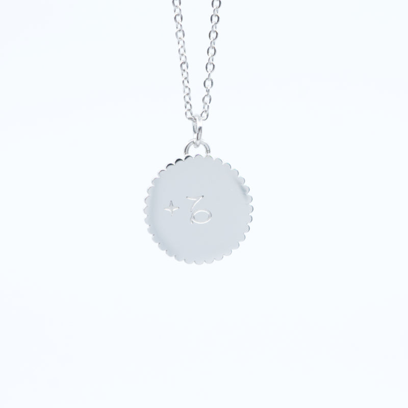 Dainty Zodiac Necklace Silver Lua e Sol